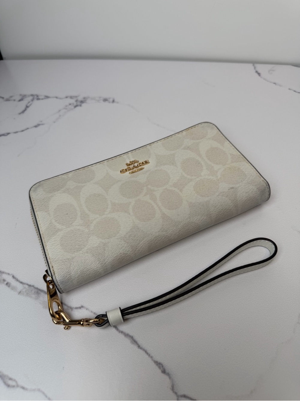 Coach Chalk Signature Zip Wristlet with Gold Hardware